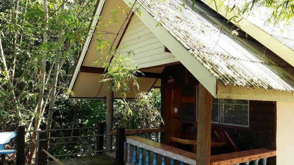 Subtawee Resort Surat Thani Exterior foto