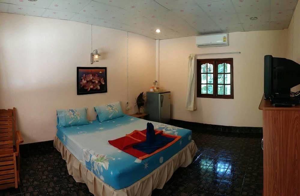 Subtawee Resort Surat Thani Exterior foto